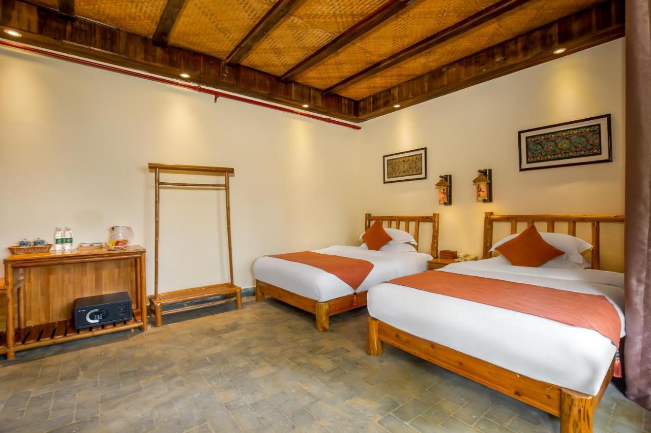Yangshuo River Lodge Hotel-Free Pick Up From Yangshuo Area Over Three Nights מראה חיצוני תמונה