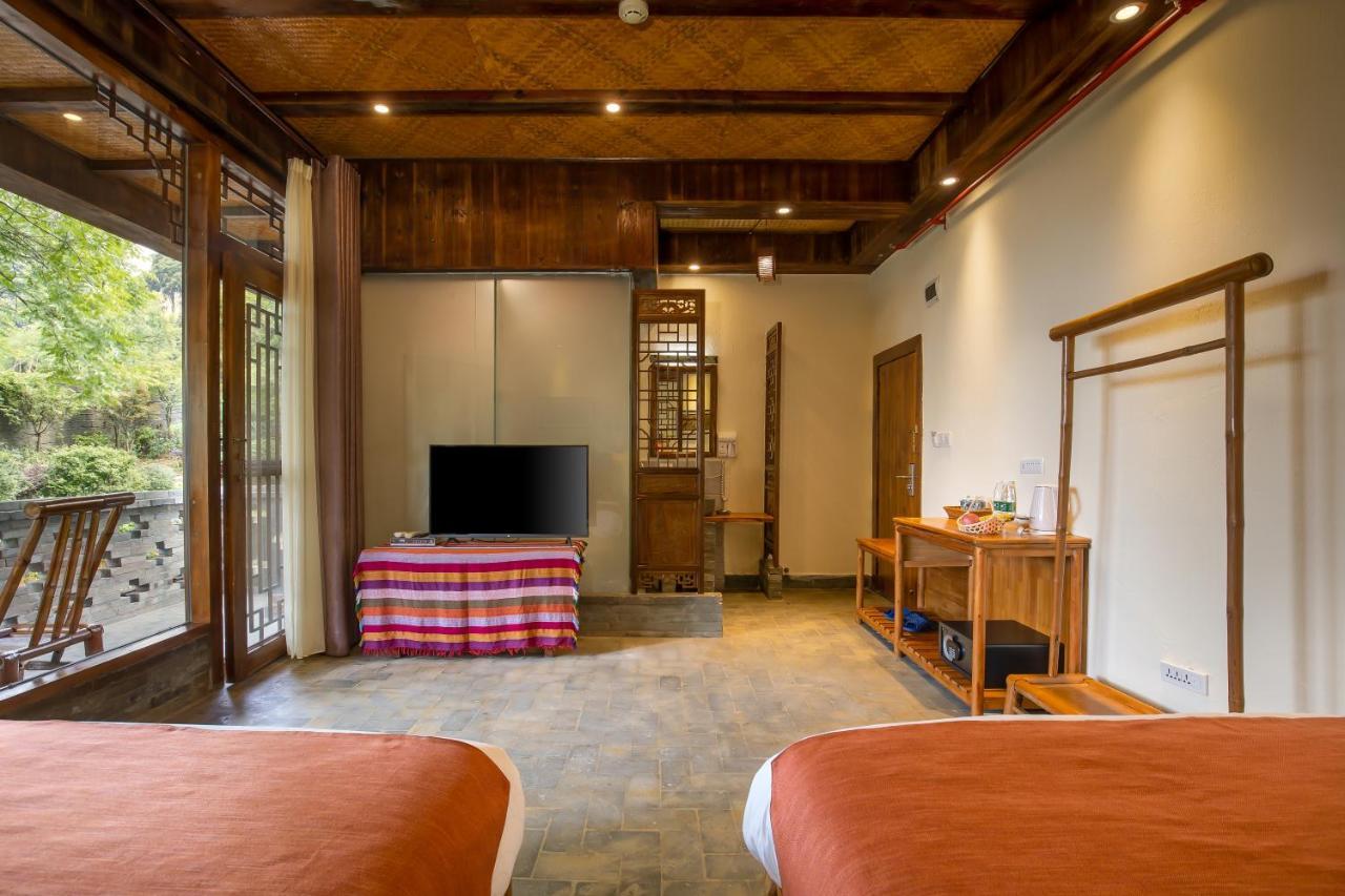 Yangshuo River Lodge Hotel-Free Pick Up From Yangshuo Area Over Three Nights מראה חיצוני תמונה