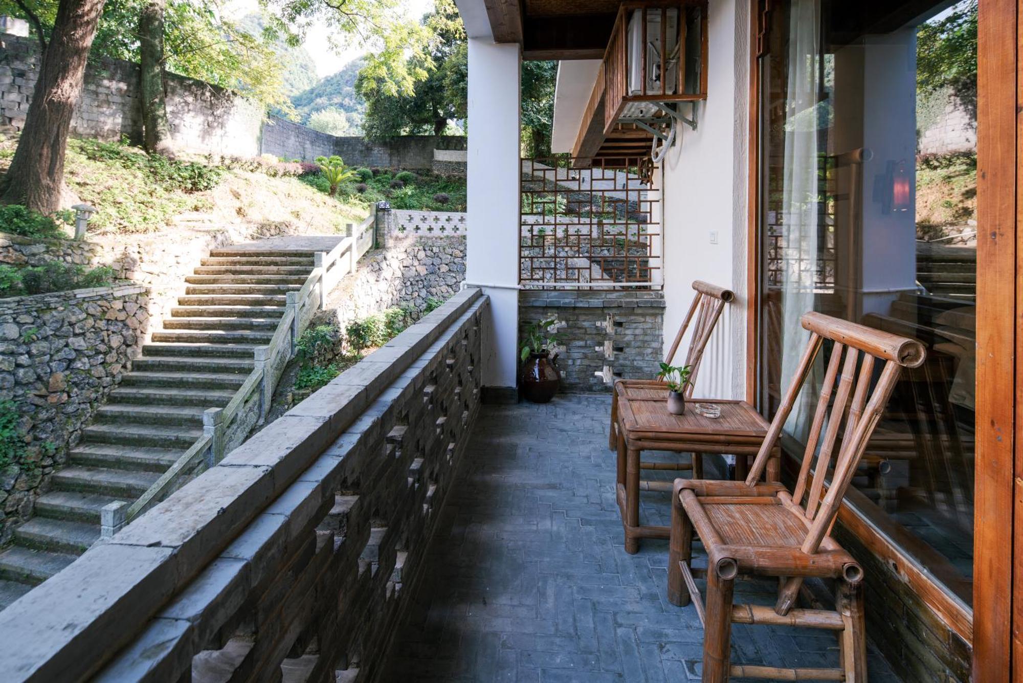 Yangshuo River Lodge Hotel-Free Pick Up From Yangshuo Area Over Three Nights מראה חיצוני תמונה